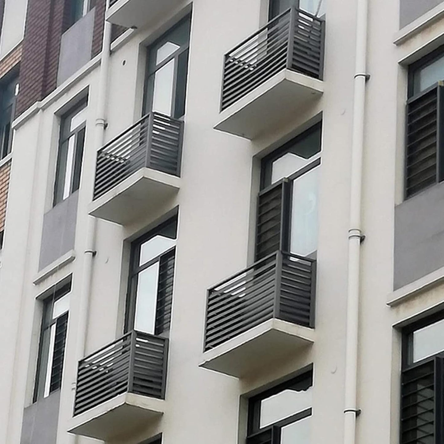 GENERIC Housse Robuste En Aluminium Pour Climatiseur Et Clôture D'intimité - Design à Persiennes - Protection Extérieure Pour Balcon, Jardin, Plantes - Couleur Café - 100 X 70 X 50 Cm
